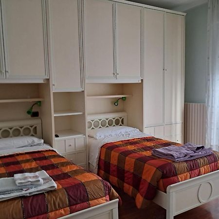 Roses House Apartman Porto San Giorgio Kültér fotó