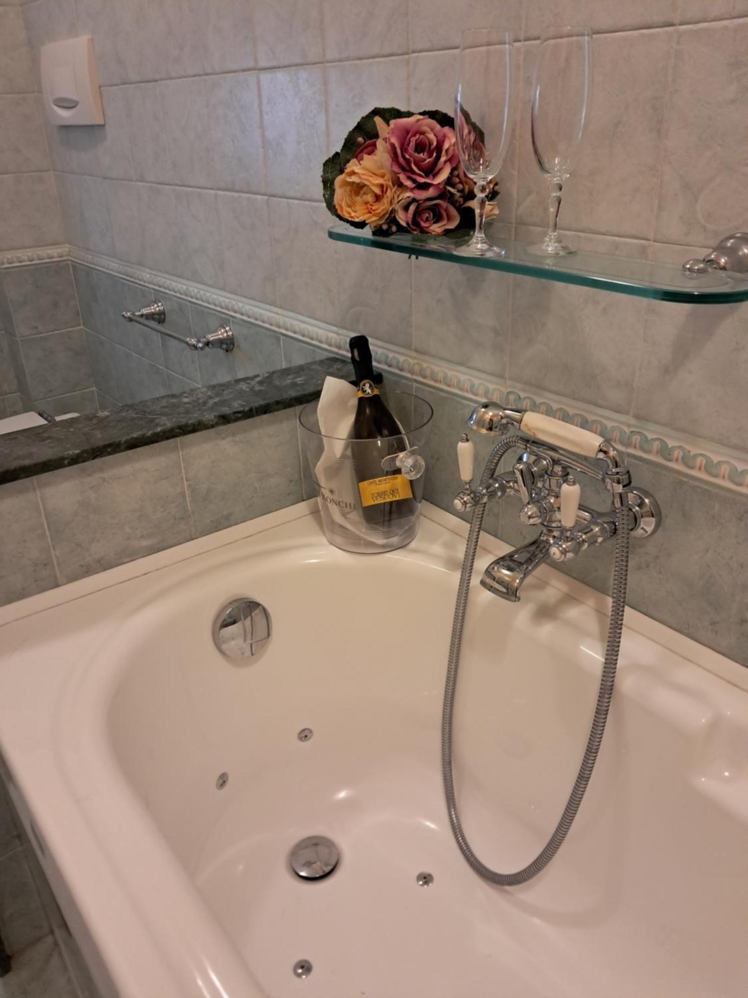 Roses House Apartman Porto San Giorgio Kültér fotó